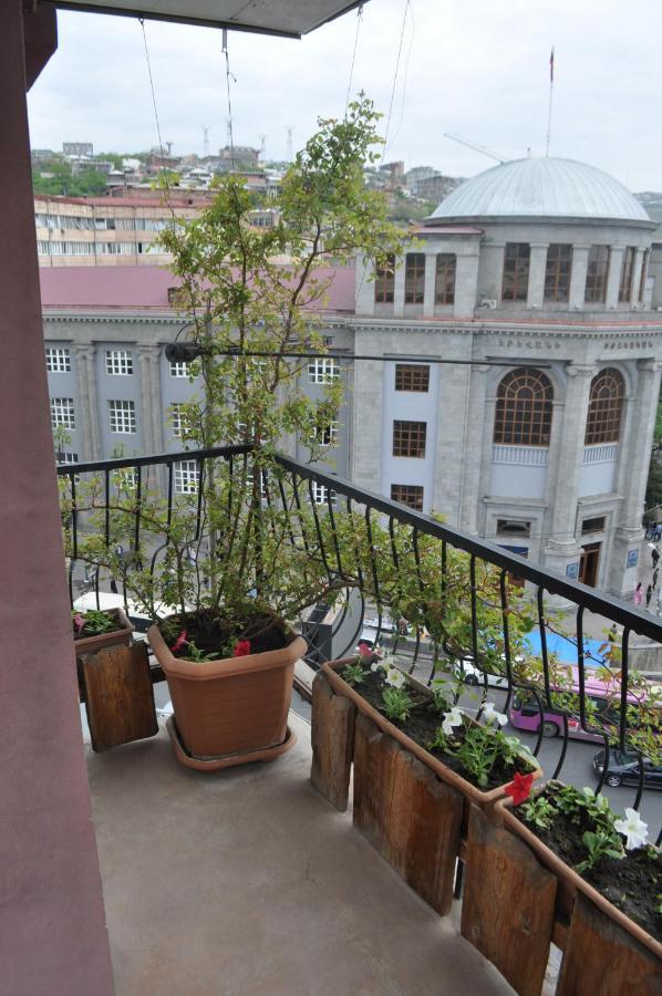 Yerevan-Sky With Terrace Exterior foto